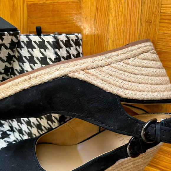 SOLD Naturalizer Espadrilles Wedges - Picture 6 of 7